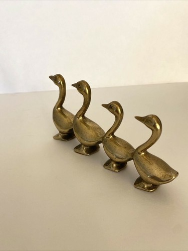 4 estatuillas de ganso con patas de tela de cisne de pato de latón Taiwán 3 1/4" - 2 3/4" de alto envío gratuito - Imagen 8 de 12
