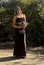 Windsor Women’s S Black Long Solid Strapless Sleeveless Gown Dress Slit