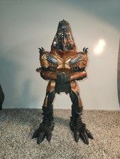 Transformer toy dinosaur