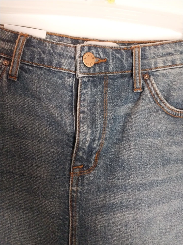 Falda vaquera William Rast nueva con etiquetas talla 29 parte inferior deshilachada Foto 3 de 4