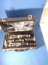 Vintage ARTLEY 18S Model Clarinet in Hard Case Used Old Model sold AS IS