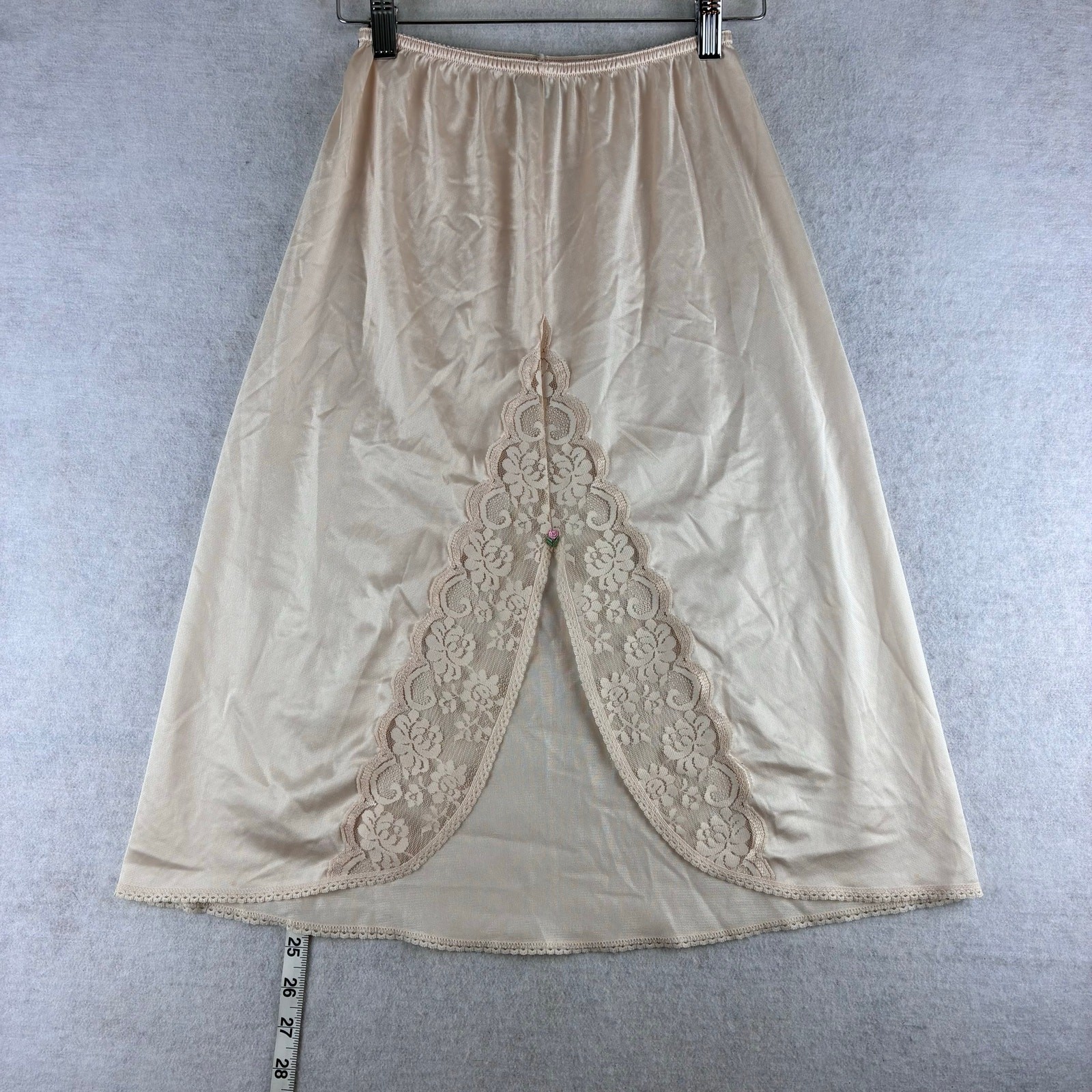 Vintage Maidenform Chantilly Lace Satin Half Slip Lin… - Gem