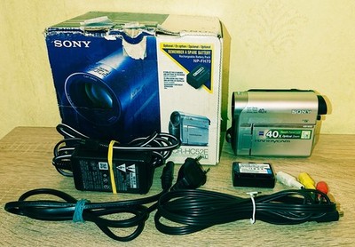 Sony DCR HC 52 E with NEW BATTERY. Tested. Perfect Working. Set in photos