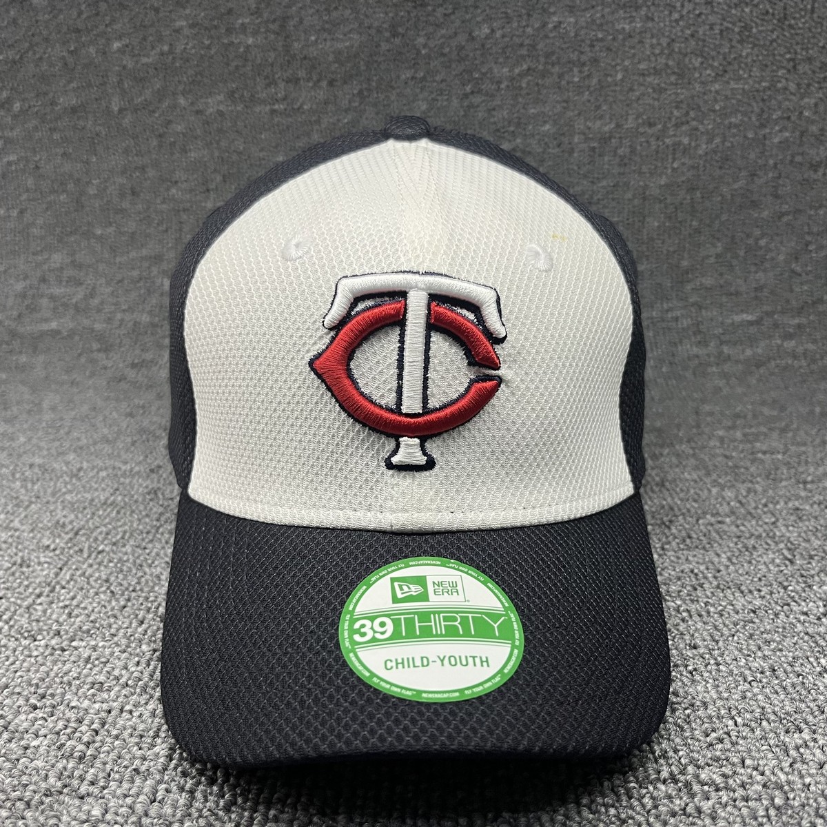 New Era Minnesota Twins 39THIRTY Graded Youth Hat MLB Black White Stretch Fit