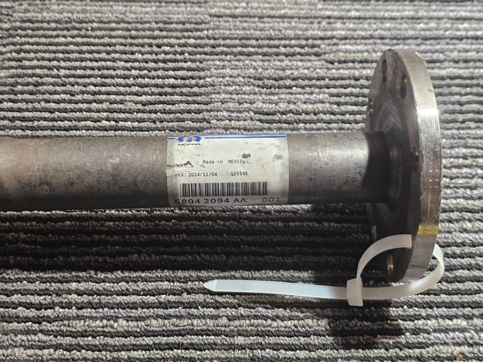 Eje trasero OEM Mopar 68042094AA para Dodge Ram 3500 SLT 2007-2018 Foto 2 de 4