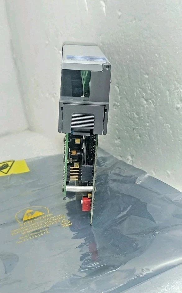 Surplus Open Spectrum Controls 1746sc- INO4vi /C SLC 500 Analog Output Module - Image 4 of 4