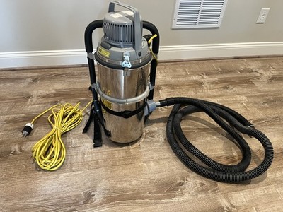 Nilfisk industrial backpack HEPA vacuum cleaner - pristine inside & filters