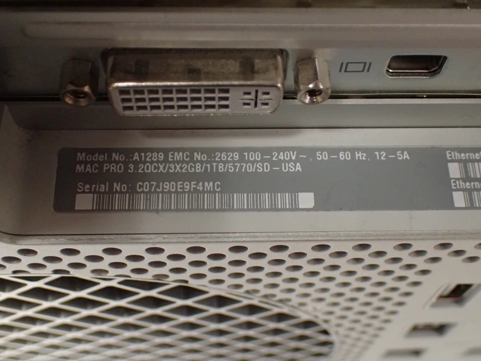 APPLE MAC PRO A1289 EMC NO.:2629 100-240Vac 50-60Hz 12-5A DESKTOP COMPUTER 16gb - Image 2 of 4