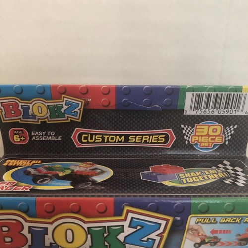 Blokz Custom Series 30 Piece Set Pull Back Racers RED RACER Factory Sealed - Bild 2 von 6