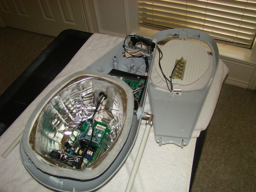LED Street Light from GE Including Wireless - Picture 2 of 5