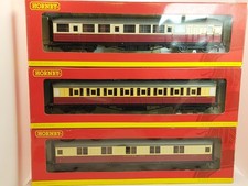 3 x Hornby Gresley BR Crimson & Cream Coaches R4180A, R4178, R4182 Boxed & Mint
