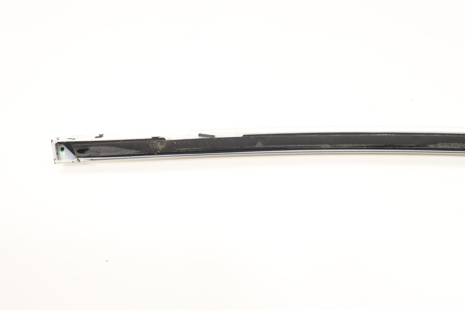 2014 - 2024 MASERATI GHIBLI LEFT DRIVER SIDE ROOF DRIP MOLDING OEM WHITE_BIA