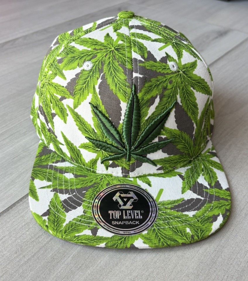 TOP LEVEL Marijuana Leaf Snapback Hat Cap  Green … - image 2