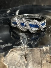 Stunning Blue And White CZ Sterling Silver Fashion Ring Size 9