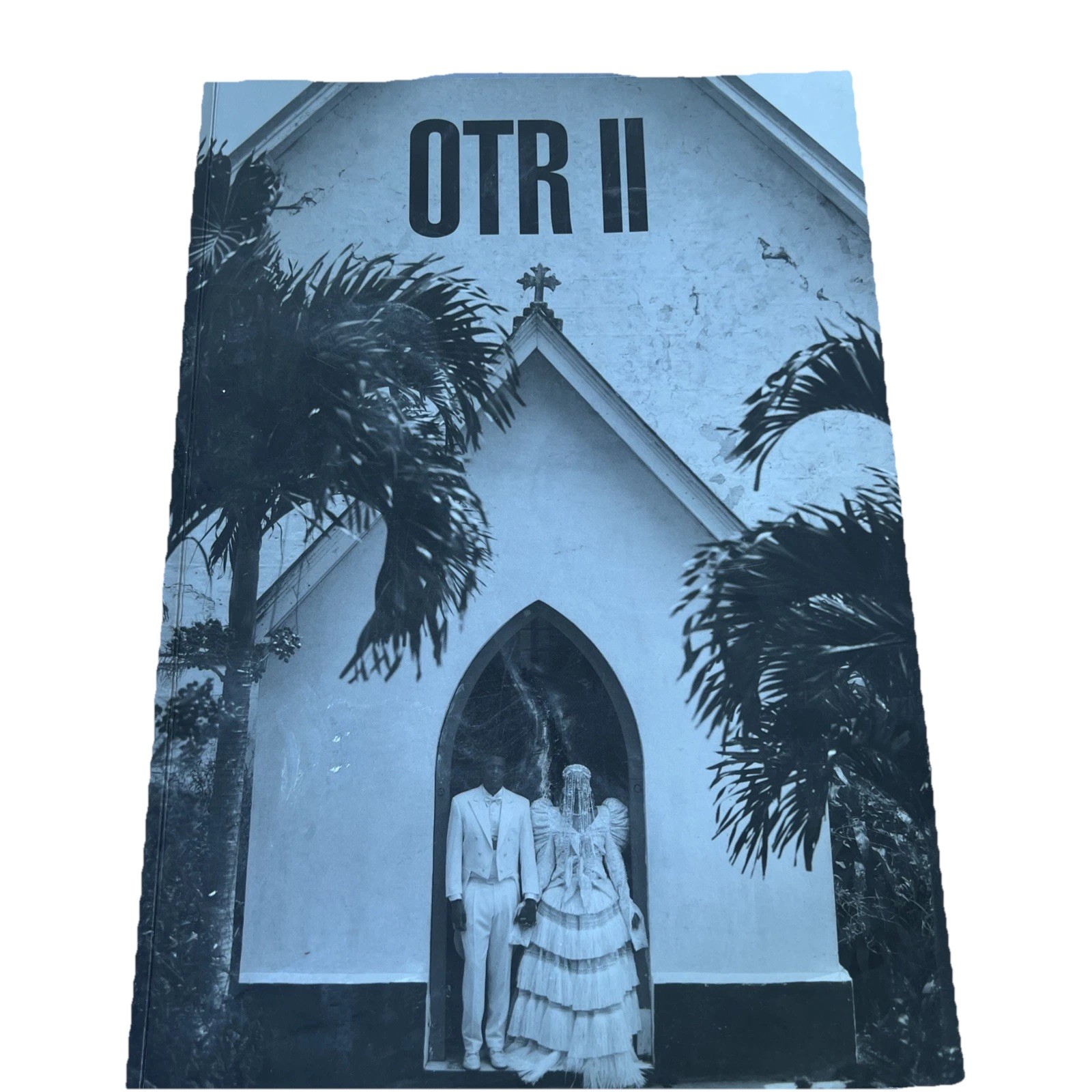 Beyoncé jay z otr ii world tour program book rare on the run 2 music merchandise