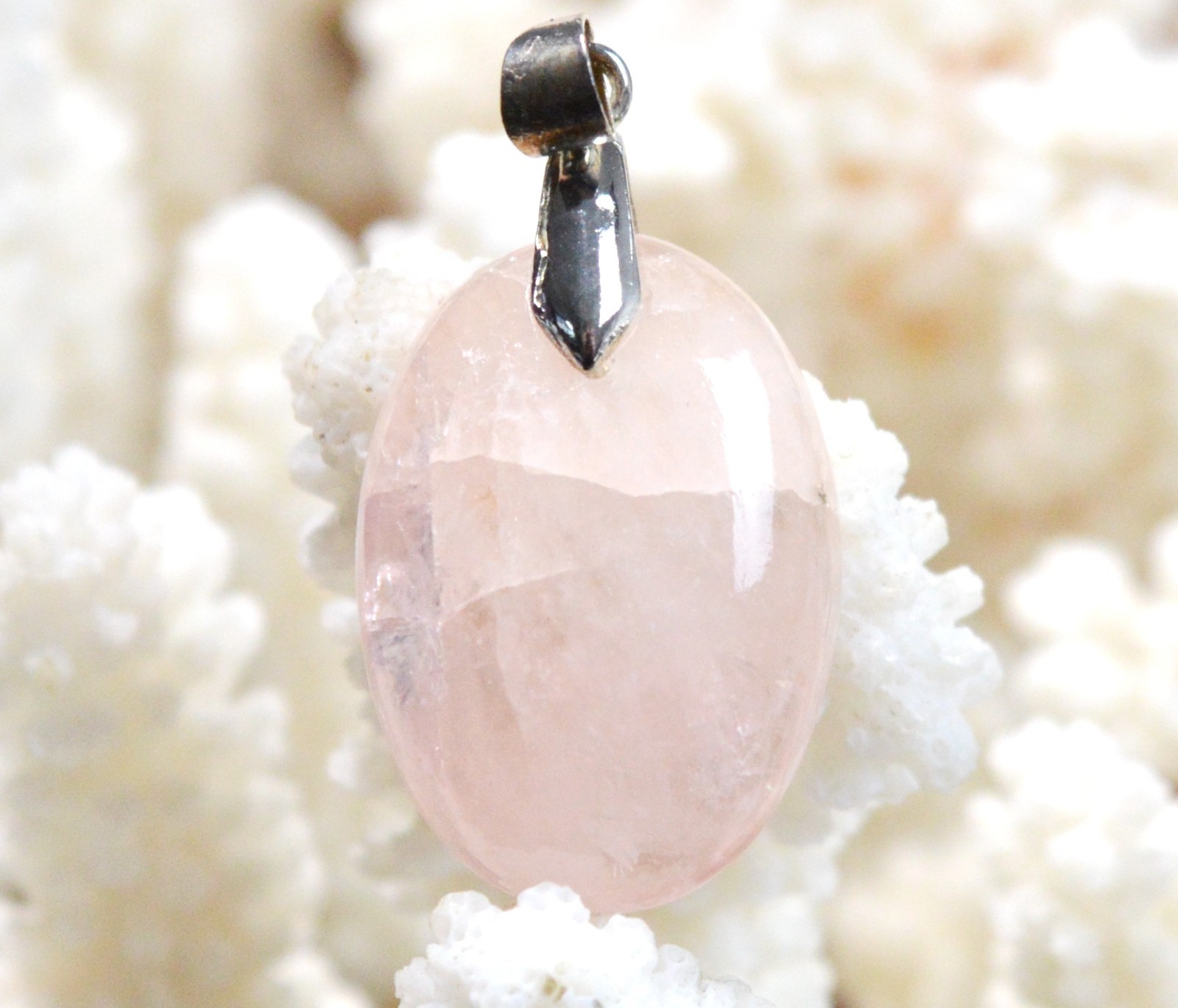 Pendentif cabochon pierre naturelle de morganite véritable du Pakistan 34 carats authentique