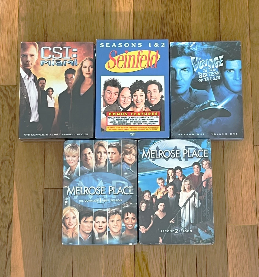 Лот 20 DVD ТВ-сериалов Bones CSI Farscape LA Law Lucy полиция Нью-Йорка синие слайдеры Seinfeld - Изображение 3 из 3