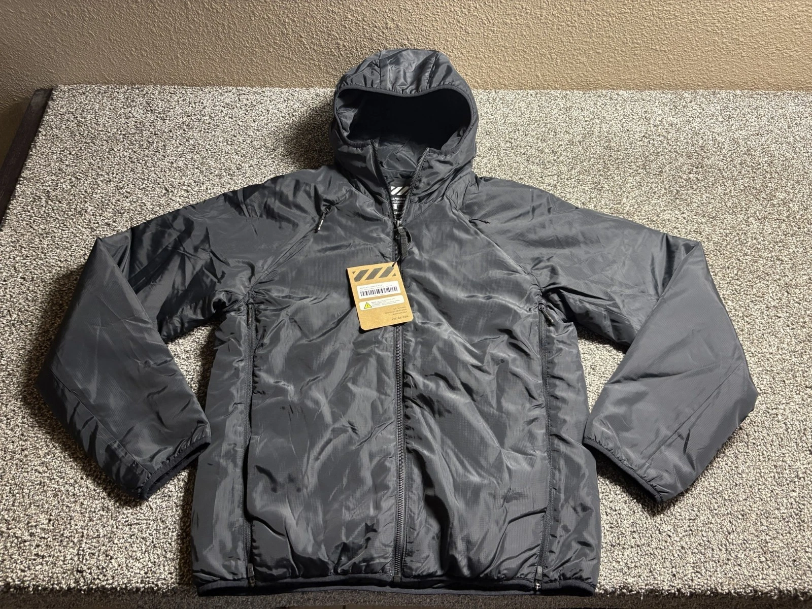 Viktos Alpha Dawn Insulated Jacket Mens S Black Hooded Tactical Packable NWT NEW - product detail image 1