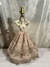 Vintage Pretty Lady Victorian Table Lamp Boudoir