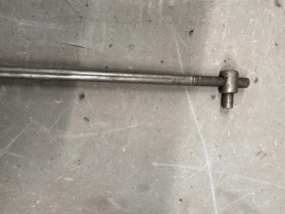 Chevy Camaro 1967-1969 acelerador de carburador pedal de gasolina varilla de acoplamiento 327 Impala Foto 3 de 4