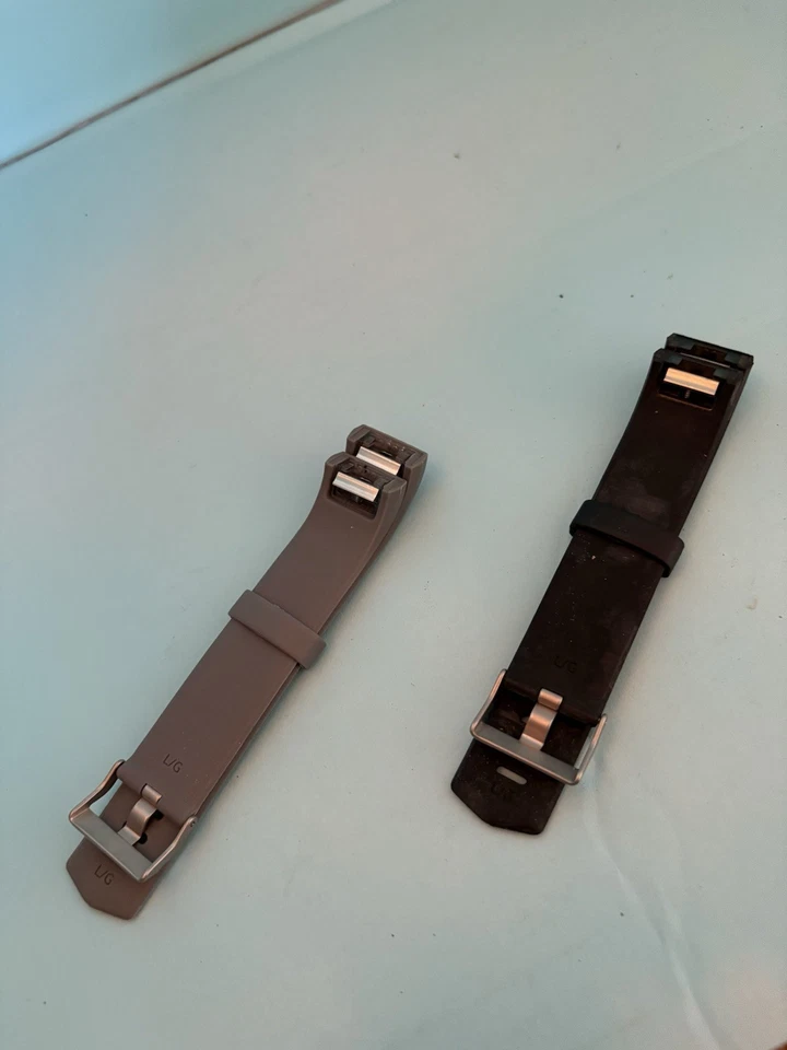 Pacote com 2 pulseiras de silicone para Fit Bit Charge2 - Imagem 3 de 3