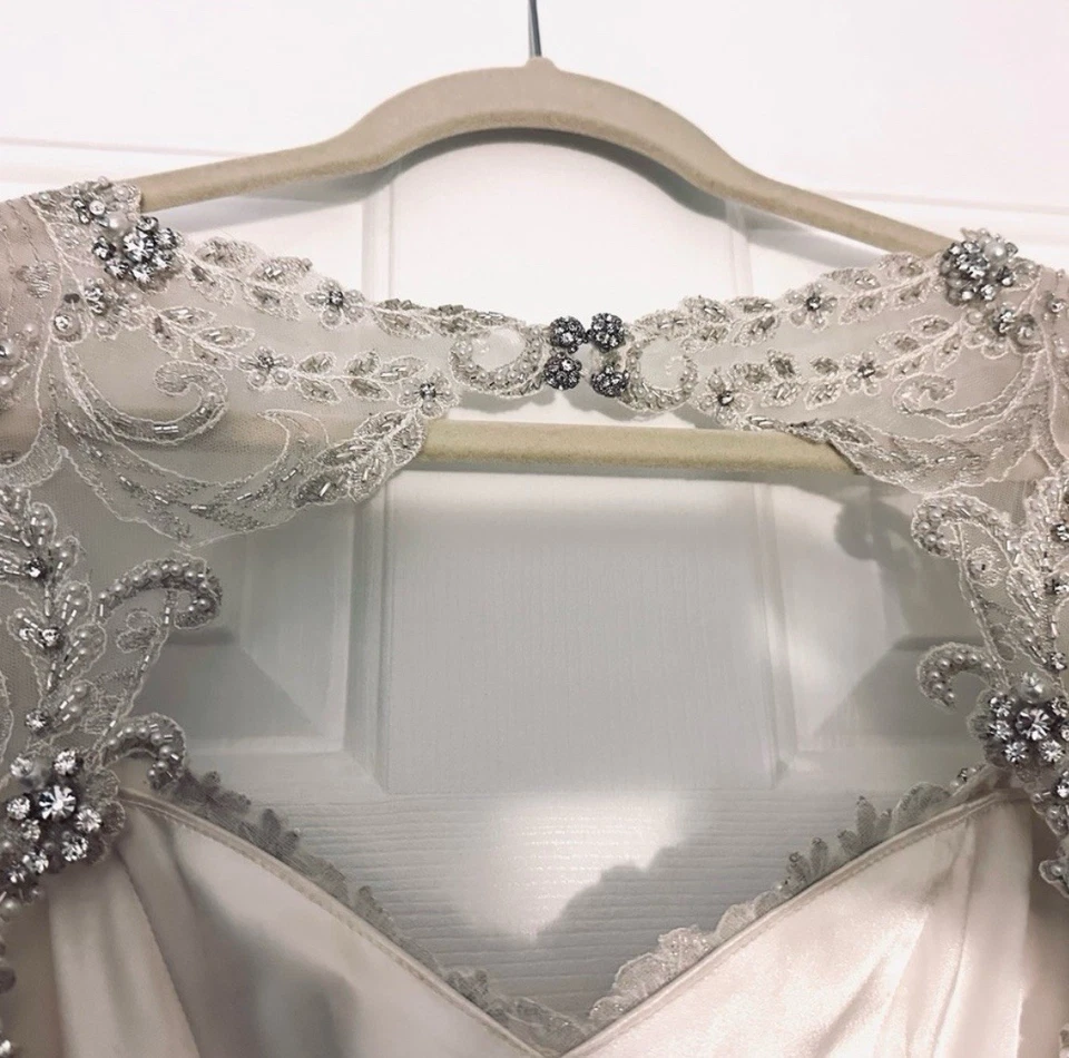 Maggie Sottero Women’s Wedding Dress in the style “Blakely” Size 6 - Image 3 of 4