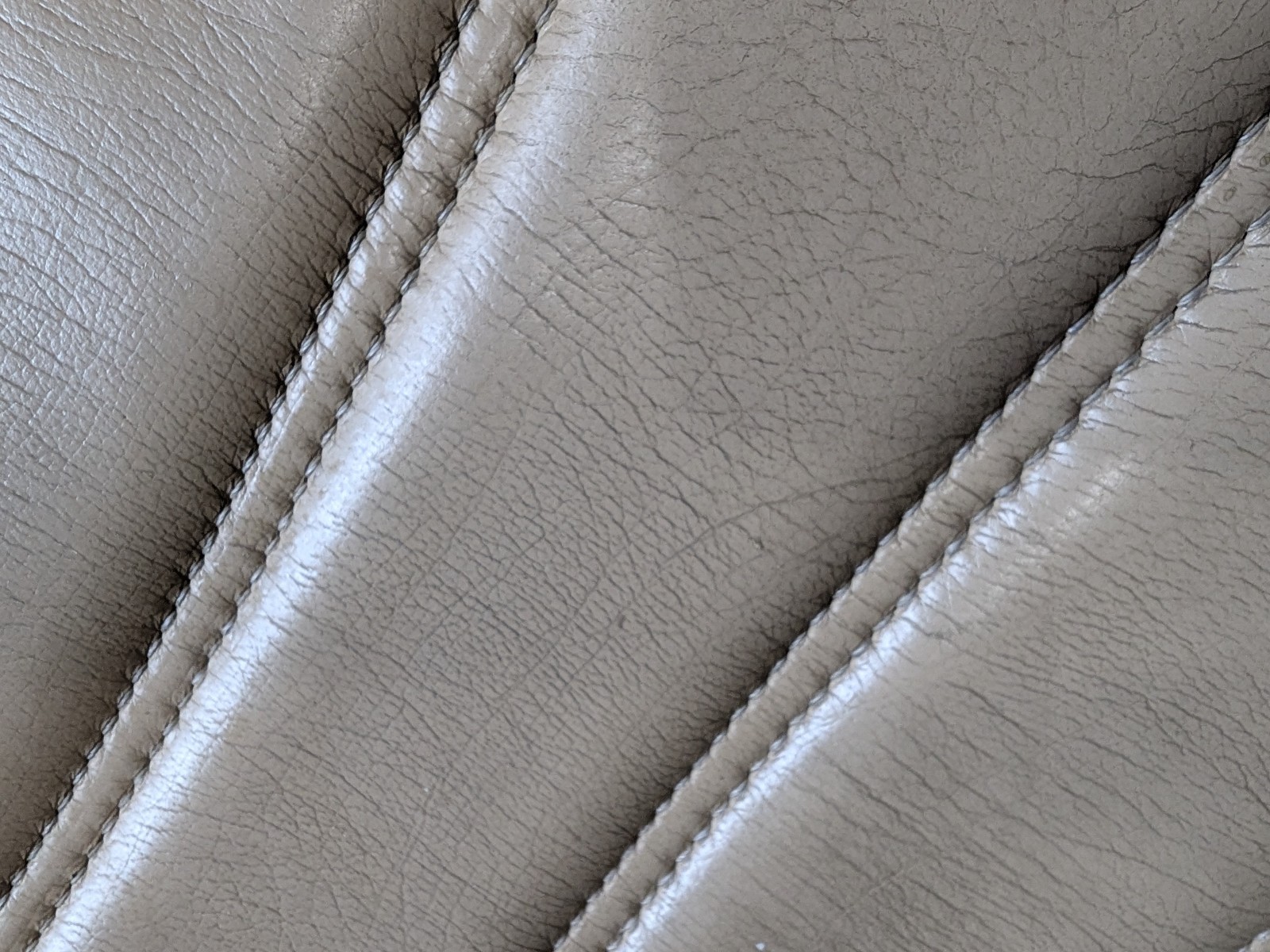 Maserati GranTurismo S 2008-2012 Front Left Lower Seat cushion Beige