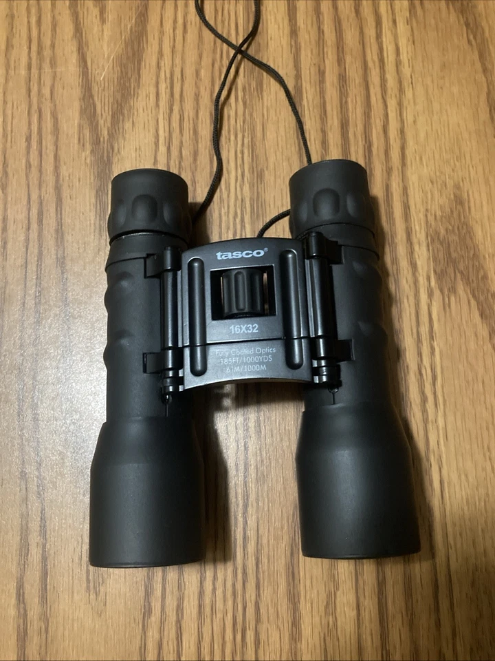 Tasco Binoculars 16+32 With Case. - Image 2 of 4