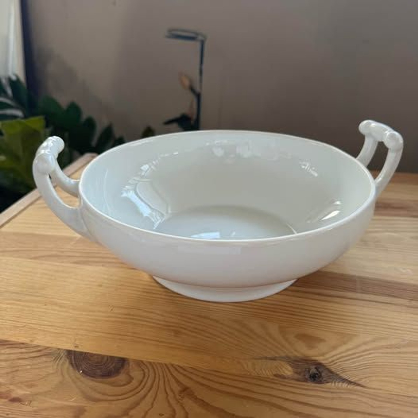 Vintage White Porcelain Tureen with Lid Beautiful Ceramic Serving Dish Soup Bowl