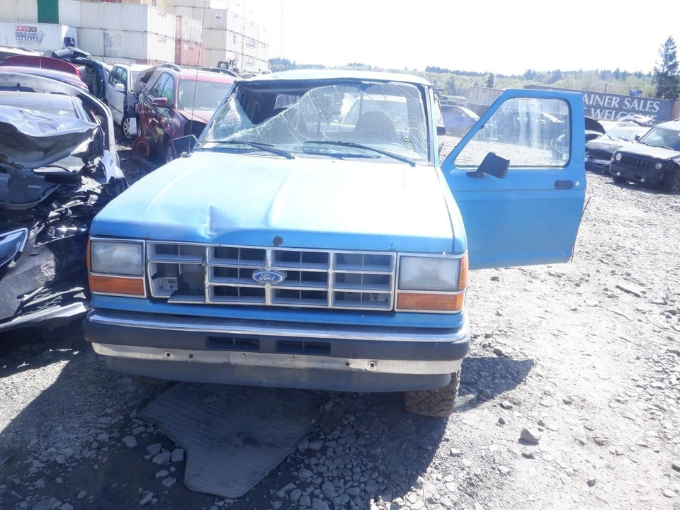 Cilindro mestre de freio usado serve: 1992 Ford Ranger grau A - Imagem 2 de 4