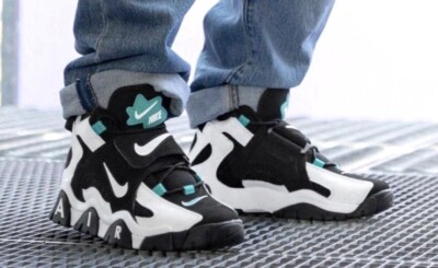 Nike Air Barrage Mid Cabana Men's SZ.9 Black/White Shoes