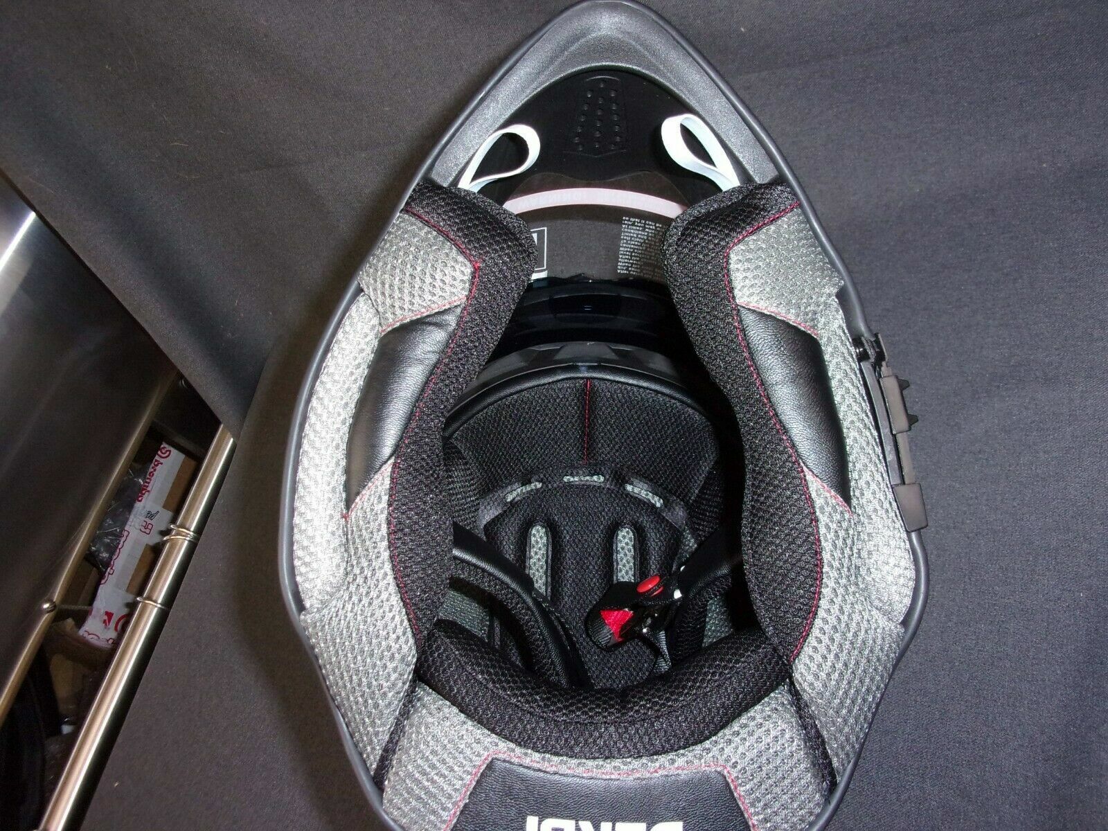 Picture 4 of 6