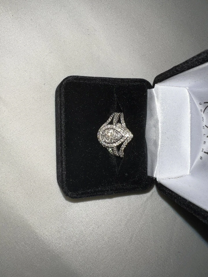 Anillo de oro blanco de 10k al por menor para 1600 400 descuento instantáneo Foto 4 de 4