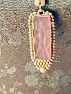 Broche Karl Lagerfeld Grande, Métal Argenté - Authentique Et Rare, En Parfait état