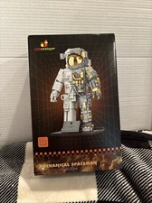 JMB Ricklayer Space Astronaut Building Sets for Adults 70109, MechanicalSpaceman