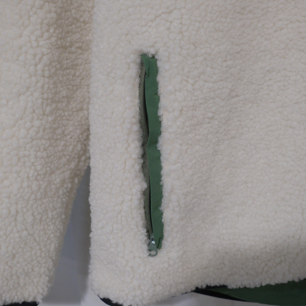 ★adidas★ Reversible Sherpa Jacket White Green H20789 Adidas Men Reversible Sherpa Jacket White Athletic Casual