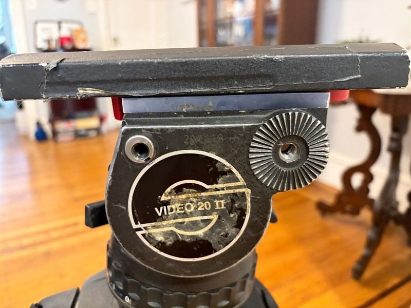 Sachtler Video 20 II Professional Fluid Tripod Head -DAMAGED-LEGS NOT INCLUDED