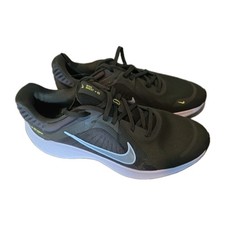Nike Quest 5 Cargo Khaki Sequoia Sneakers Green DD0204-300 Mens Size 9