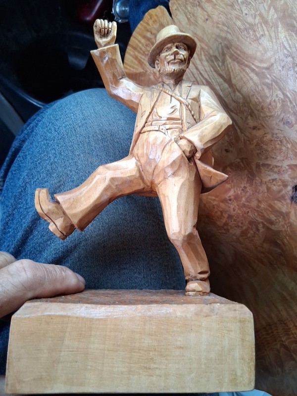 Quebecois Wood Carving 9 Inch Tall