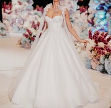 wedding dress eu36