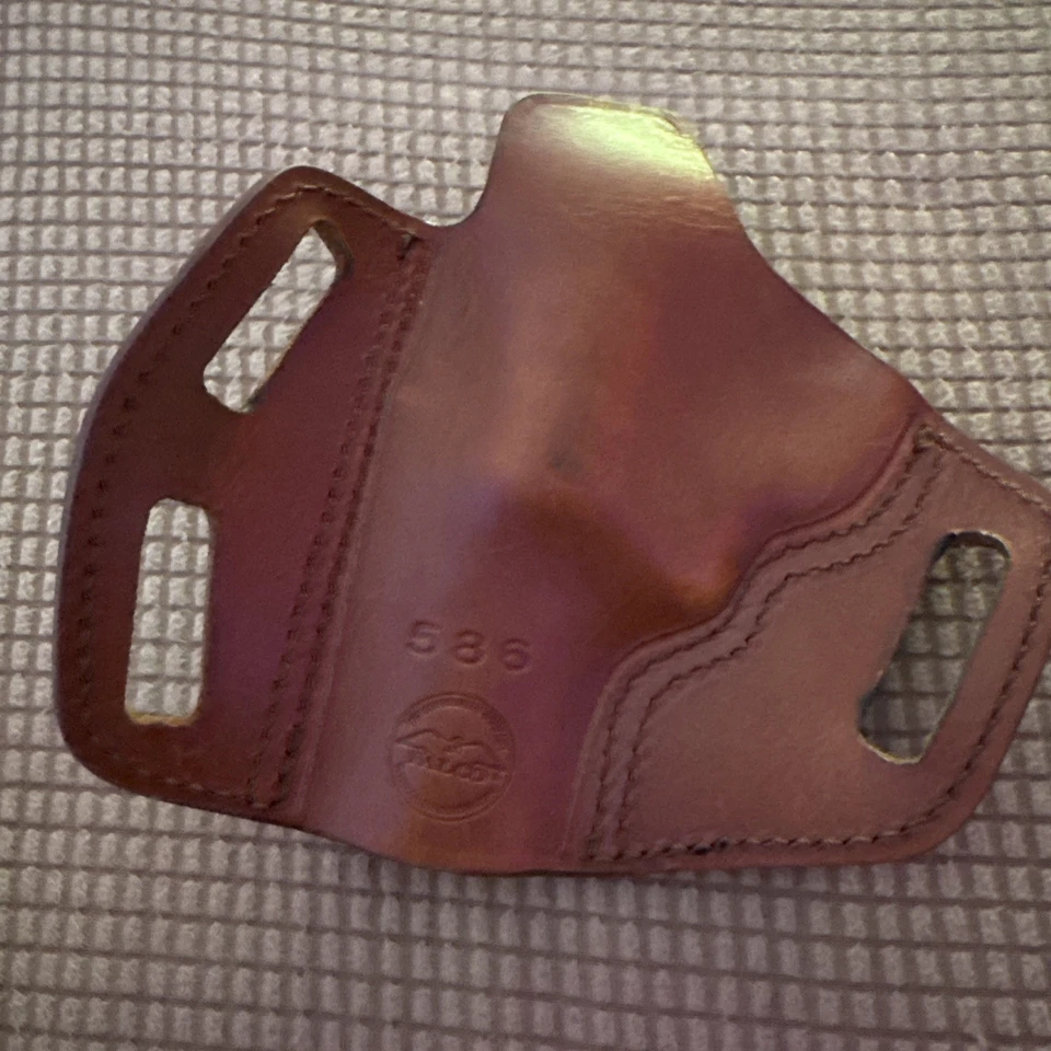 falco leather holster 586 S&w - Image 2 of 2