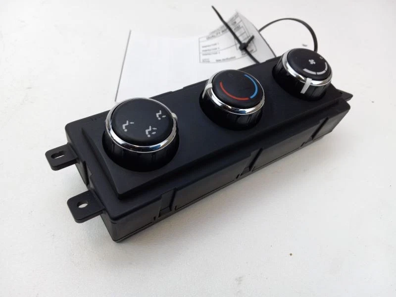 2009 - 2011 DODGE JOURNEY REAR AC HEAT TEMPERATURE CONTROLS 17293 - Image 4 of 4