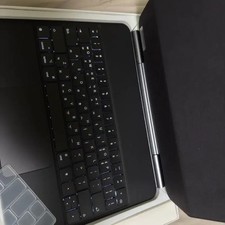 Unopened ISEE iPad Magic Keyboard with Touchpad Backlit Official