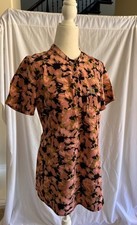 Carhartt modern fit wildflower scrub top small