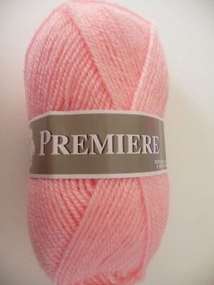 couleur rose /fabriqué en France 1 pelote de laine layette  trés douce