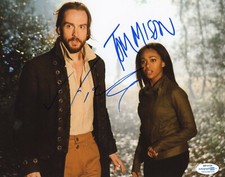 Tom Mison Nicole Beharie Sleepy Hollow Autographed Signed 8x10 Photo ACOA