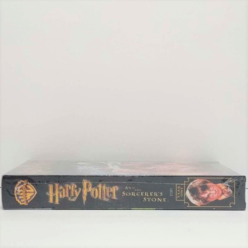 New Factory Sealed Harry Potter and the Sorcerer's Stone VHS HTF - Picture 3 of 12