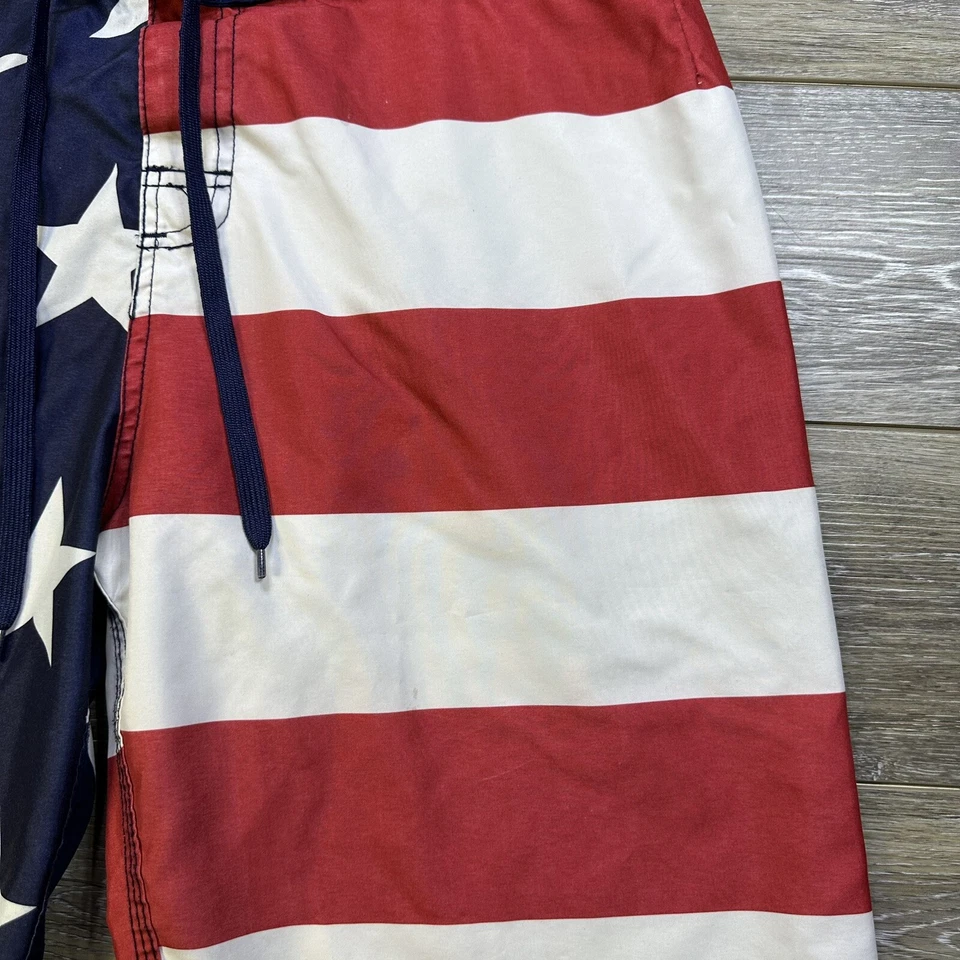 Pantalones Cortos de Natación Talla Mediana (34” Cintura) EE. UU. Rojo Blanco Azul Americano Por BioWorld Foto 3 de 4