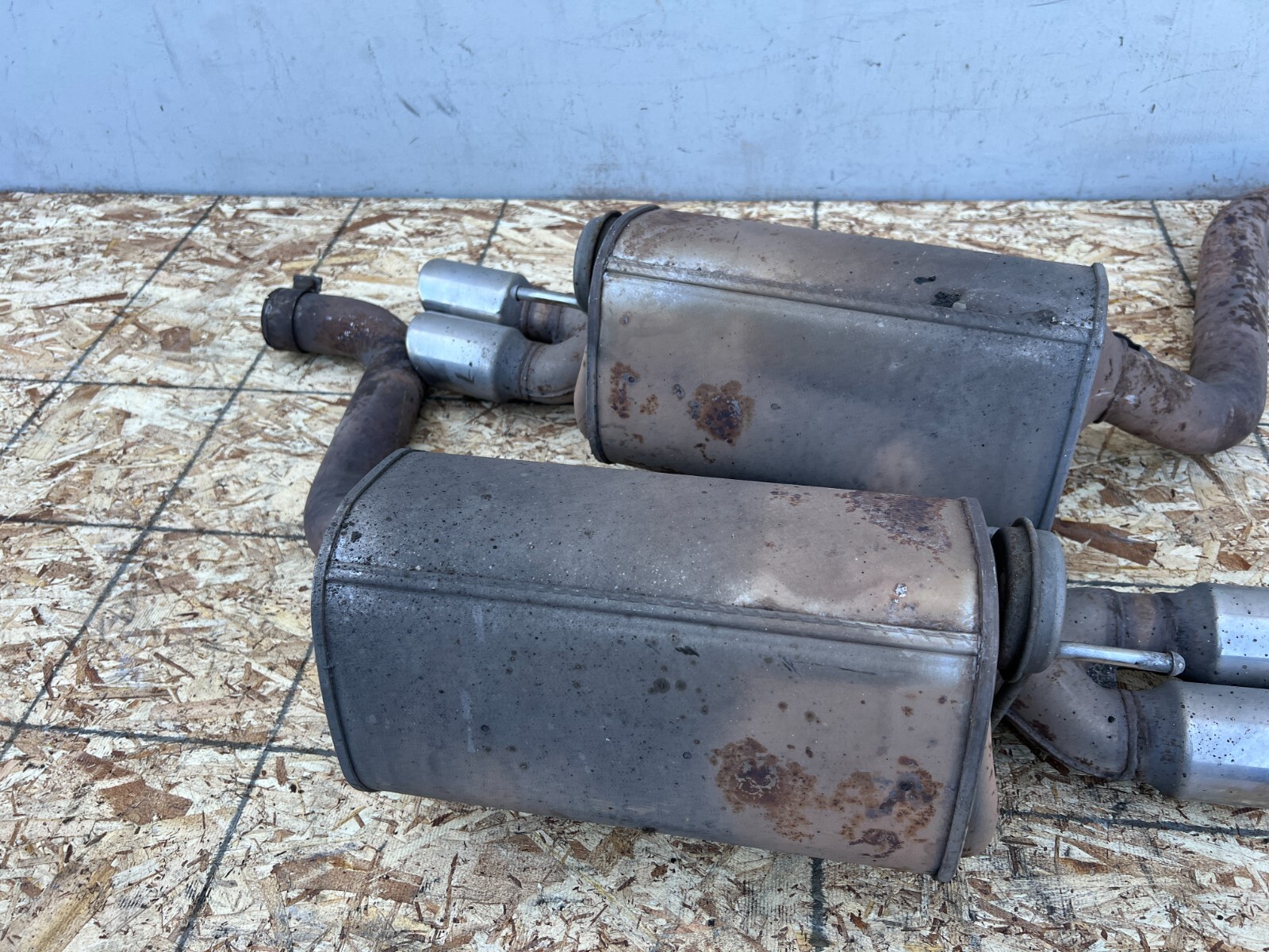 MUFFLER EXHAUST PIPE SET REAR SECTION LEFT RIGHT JAGUAR XF XFR OEM