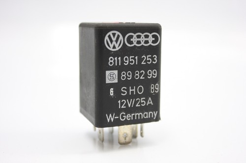 Porsche 911 964 (1989-1994) OEM Oil Cooler Blower Fan Relay 811951253